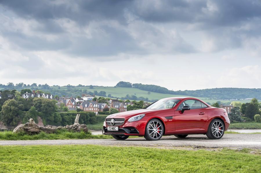  Mercedes-AMG SLC43 2016 года  (UK) (фото 15 из 30)